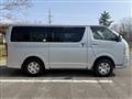 2009 Toyota Hiace Van