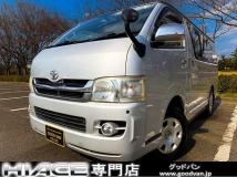 2009 Toyota Hiace Van