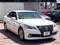 2013 Toyota Crown Hybrid