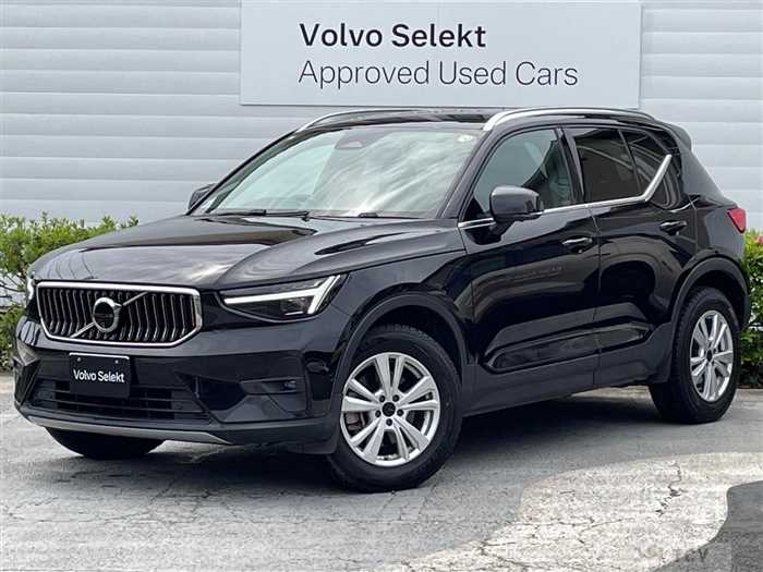 2023 Volvo XC40