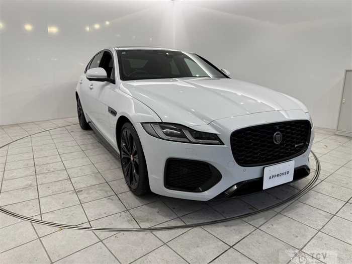 2021 Jaguar XF