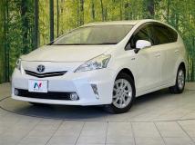 2011 Toyota PRIUS α