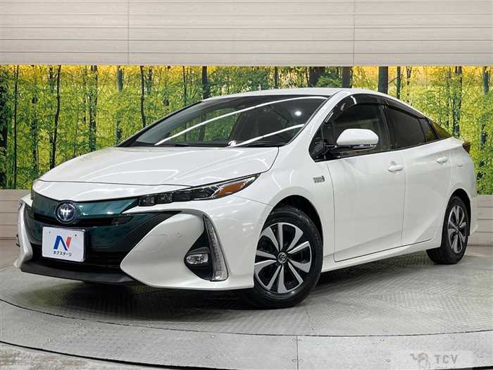 2018 Toyota Prius PHV
