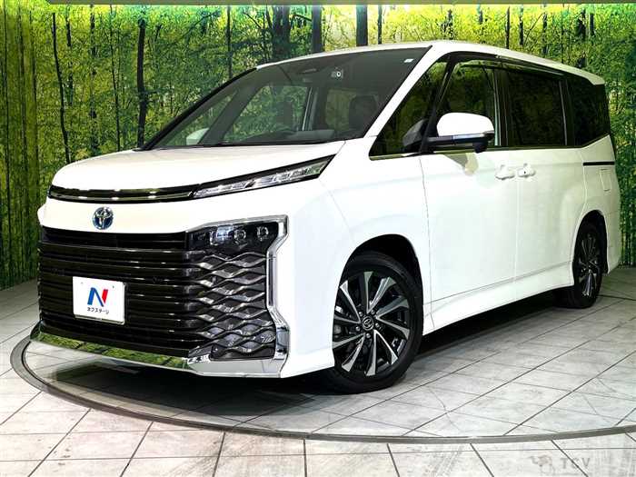 2023 Toyota Voxy
