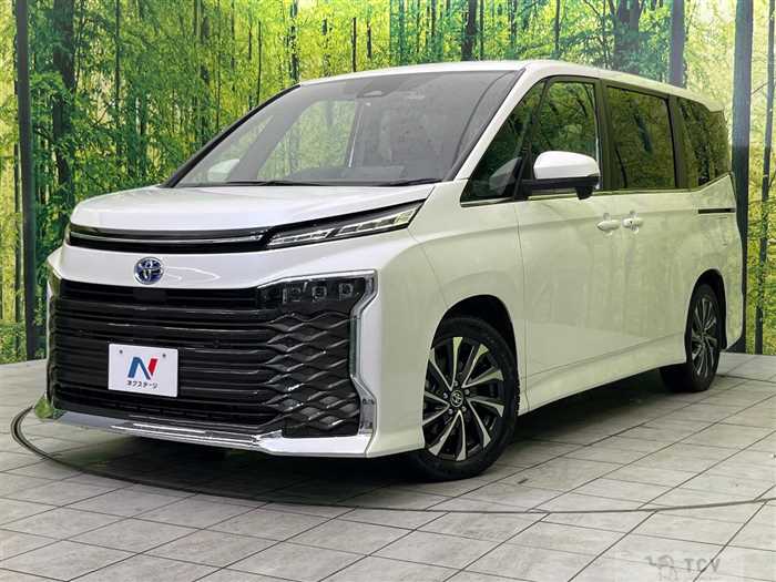 2025 Toyota Voxy