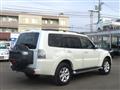 2012 Mitsubishi Pajero