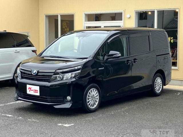 2017 Toyota Voxy