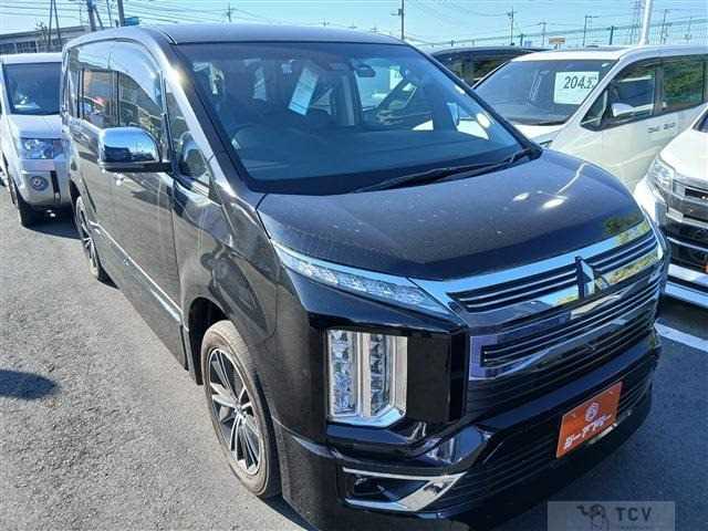 2021 Mitsubishi Delica D5