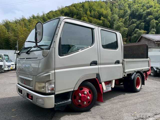 2004 Mitsubishi Canter