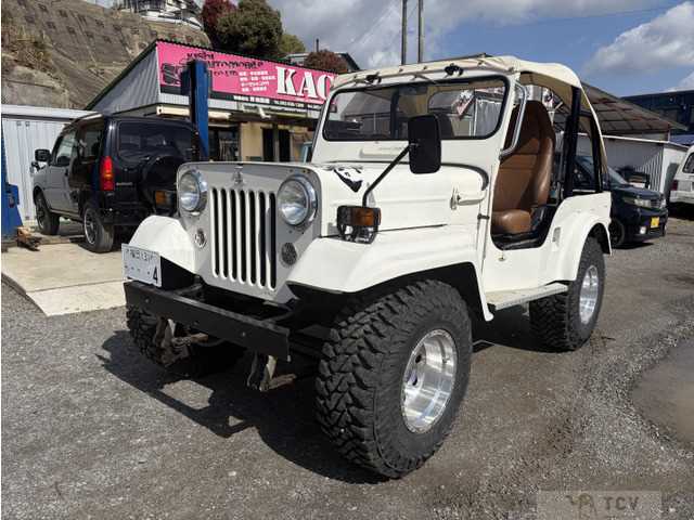 1983 Mitsubishi Jeep