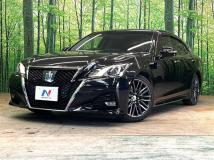2016 Toyota Crown Hybrid