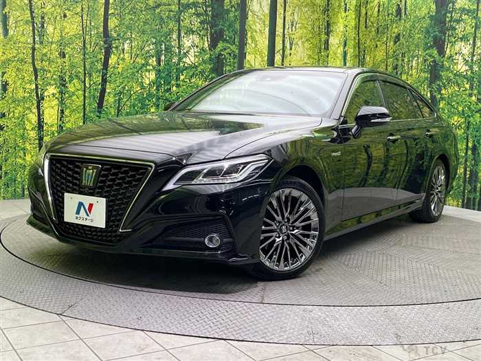 2018 Toyota Crown Hybrid
