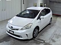 2013 Toyota PRIUS α