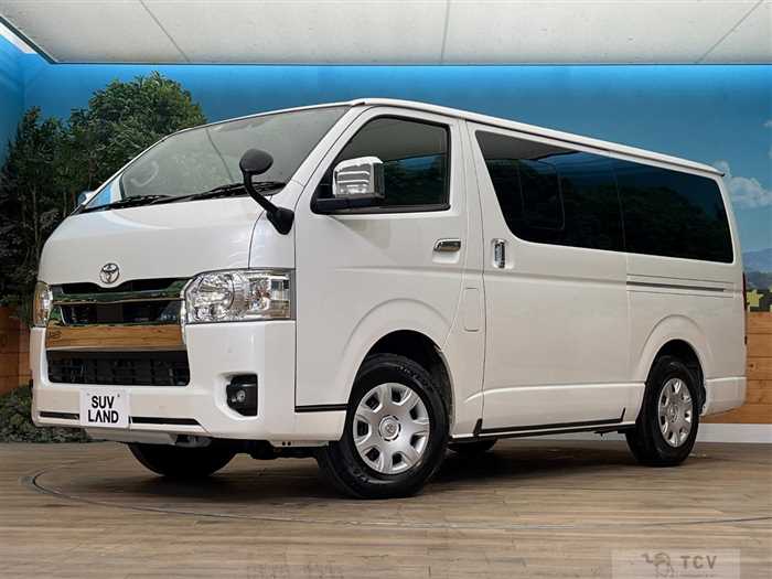 2022 Toyota Hiace Van
