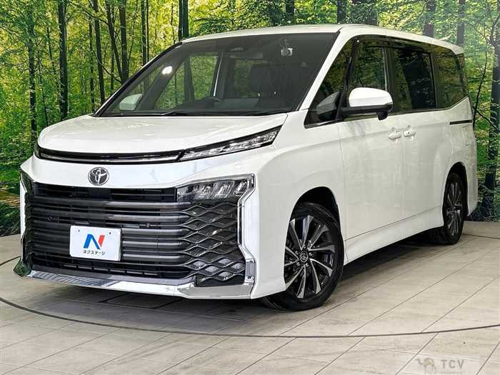2022 Toyota Voxy