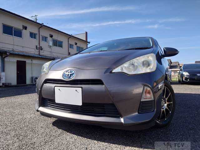 2013 Toyota AQUA