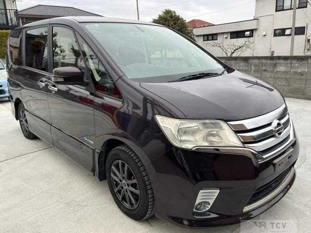 2012 Nissan Serena