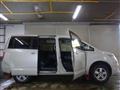2011 Mitsubishi Delica D5