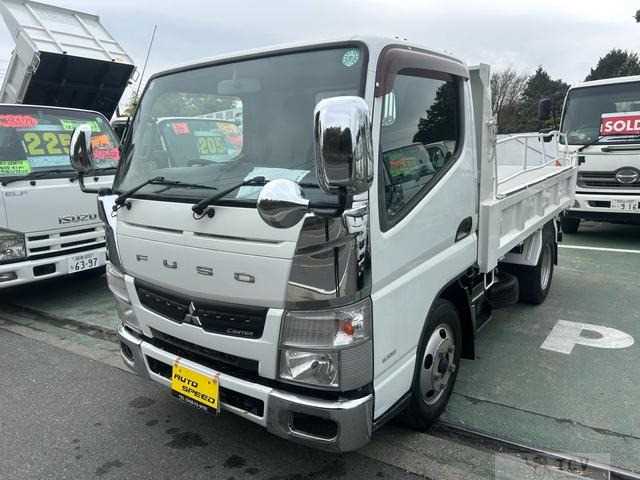 2014 Mitsubishi Canter