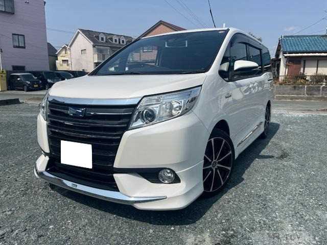 2016 Toyota Noah