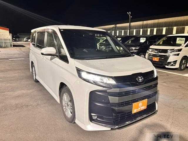 2022 Toyota Noah