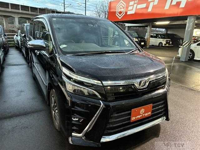 2018 Toyota Voxy