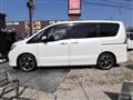 2011 Nissan Serena