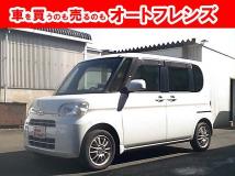 2012 Daihatsu Tanto