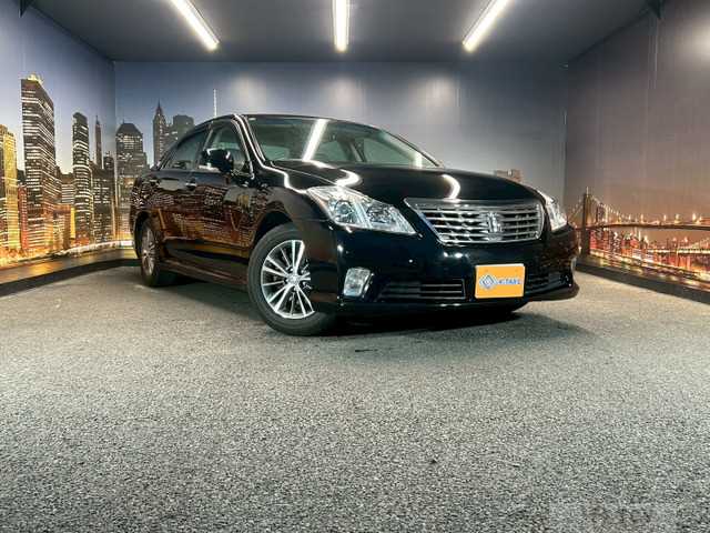 2011 Toyota Crown