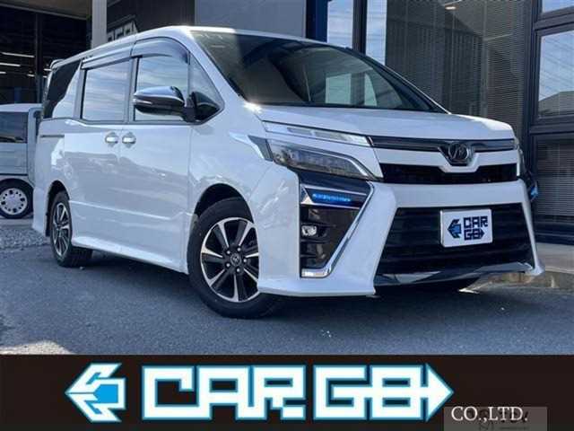 2018 Toyota Voxy