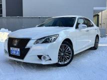 2013 Toyota Crown Athlete Series