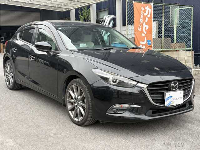 2017 Mazda Axela