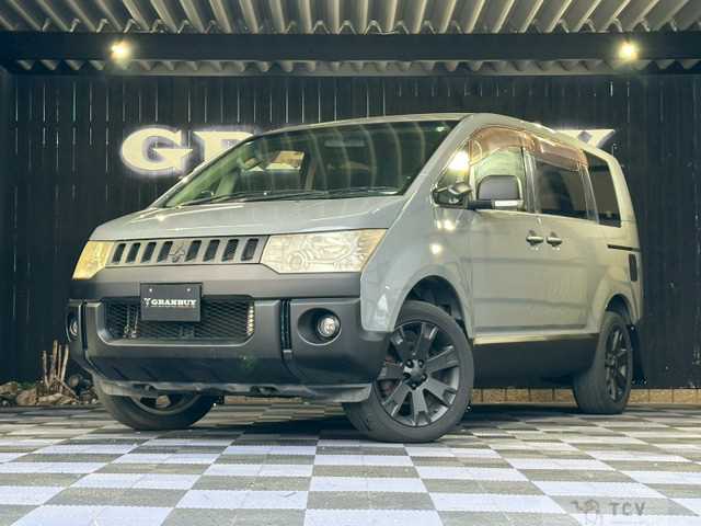 2007 Mitsubishi Delica D5