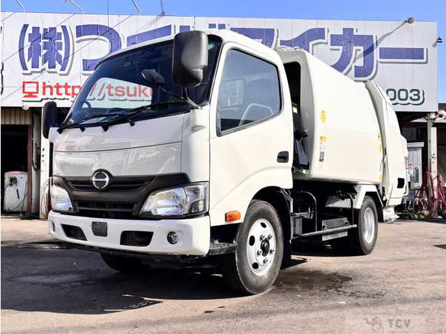 2017 Hino Dutro