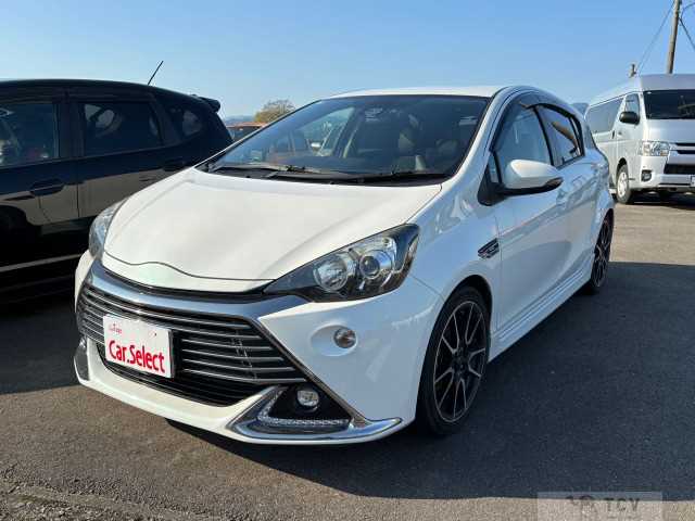 2016 Toyota AQUA