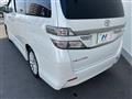 2013 Toyota Vellfire