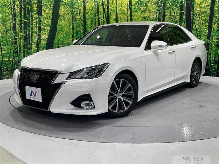 2016 Toyota Crown