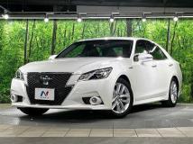 2013 Toyota Crown Hybrid