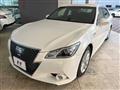 2014 Toyota Crown Hybrid