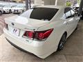 2016 Toyota Crown Hybrid