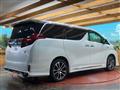 2016 Toyota Alphard Hybrid
