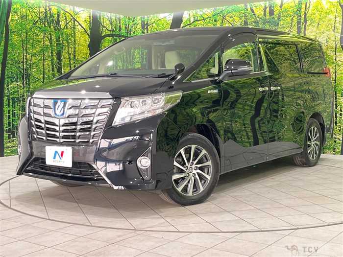 2017 Toyota Alphard Hybrid