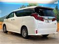 2022 Toyota Alphard Hybrid