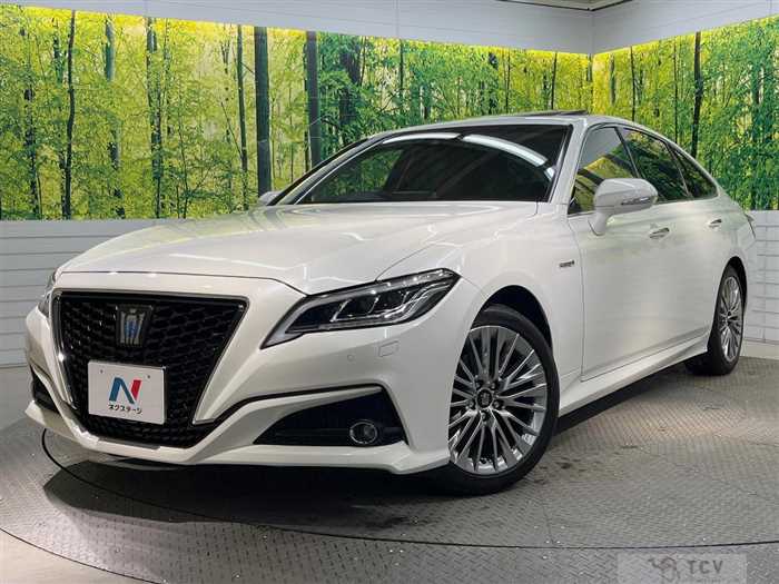 2018 Toyota Crown Hybrid