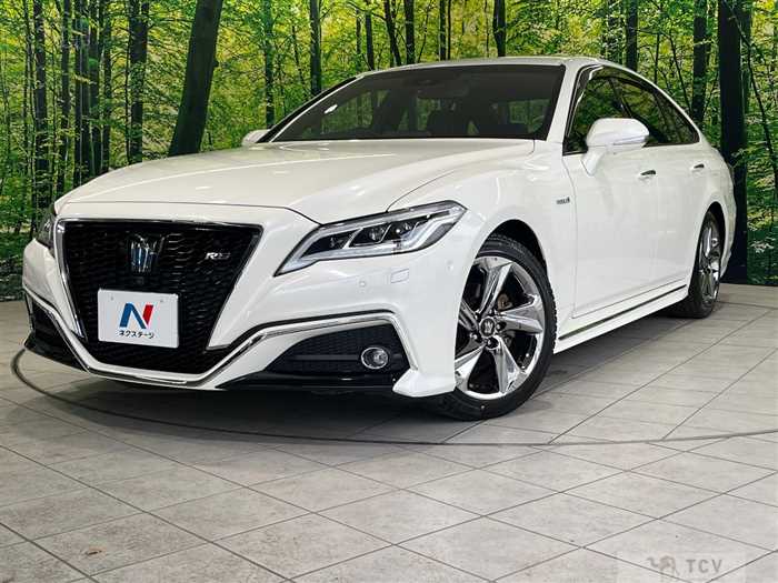 2018 Toyota Crown Hybrid