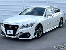 2019 Toyota Crown Hybrid