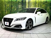2019 Toyota Crown Hybrid