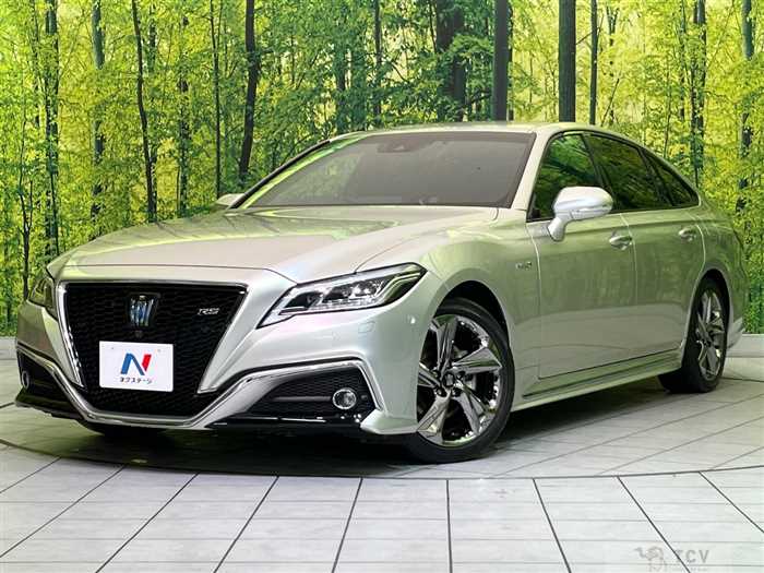 2019 Toyota Crown Hybrid