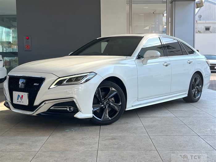 2020 Toyota Crown Hybrid