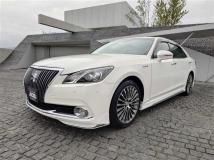2017 Toyota Crown Majesta